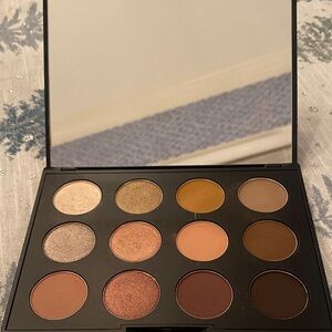 MAC cosmetics Art Library/ Nude Model palette